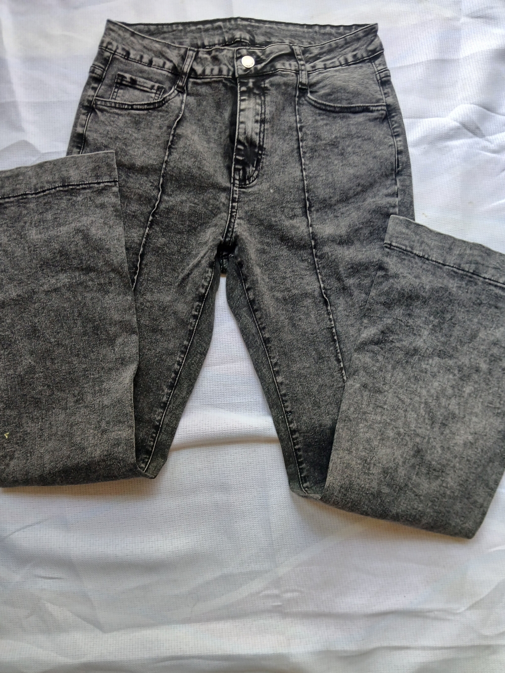 SHEIN Black Washed High-Waist Jeans - Picture 3 of 5